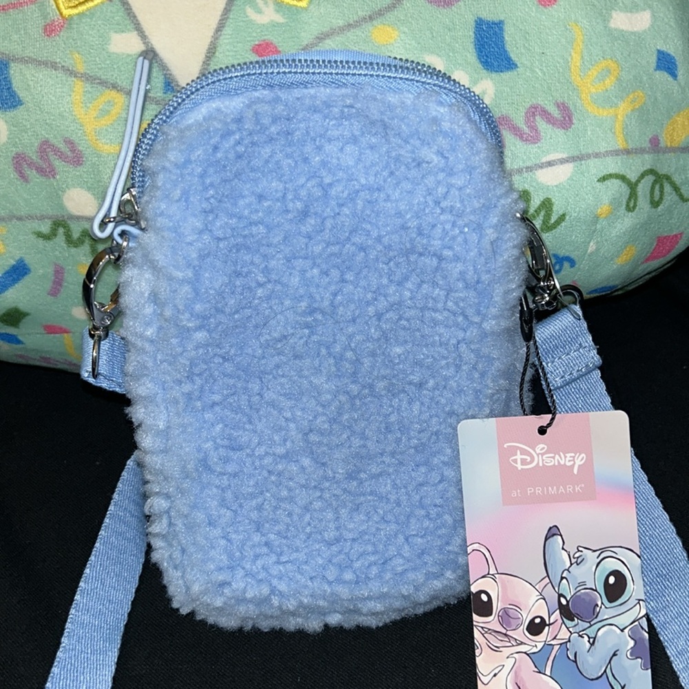 NWT Disney Stitch Fuzzy blue crossbody bag - Picture 6 of 9